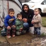 A father of four living in a tent selflessly donates his last $2 to a stranger at a gas station